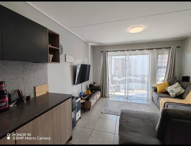 2 BEDROOM APARTMENT FOR SALE IN AMBERFIELD